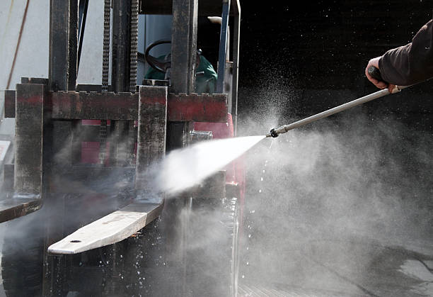 Best Pool Deck Cleaning  in Union Beach, NJ